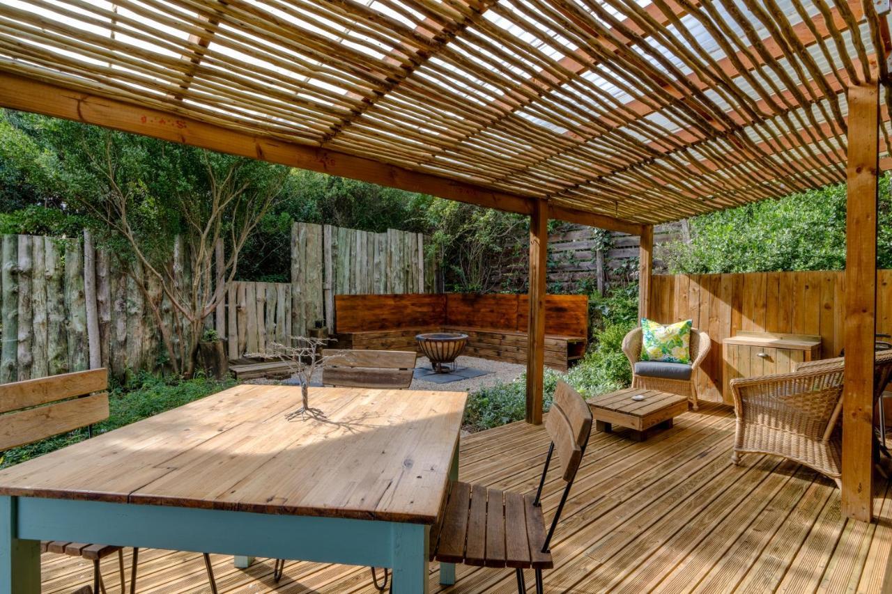 Apartamento Treebia Self-Catering - Loadshedding Free Plettenberg Bay Exterior foto